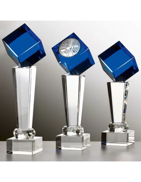 Crystal glass figurine with a blue cube on top - Prizai.lt